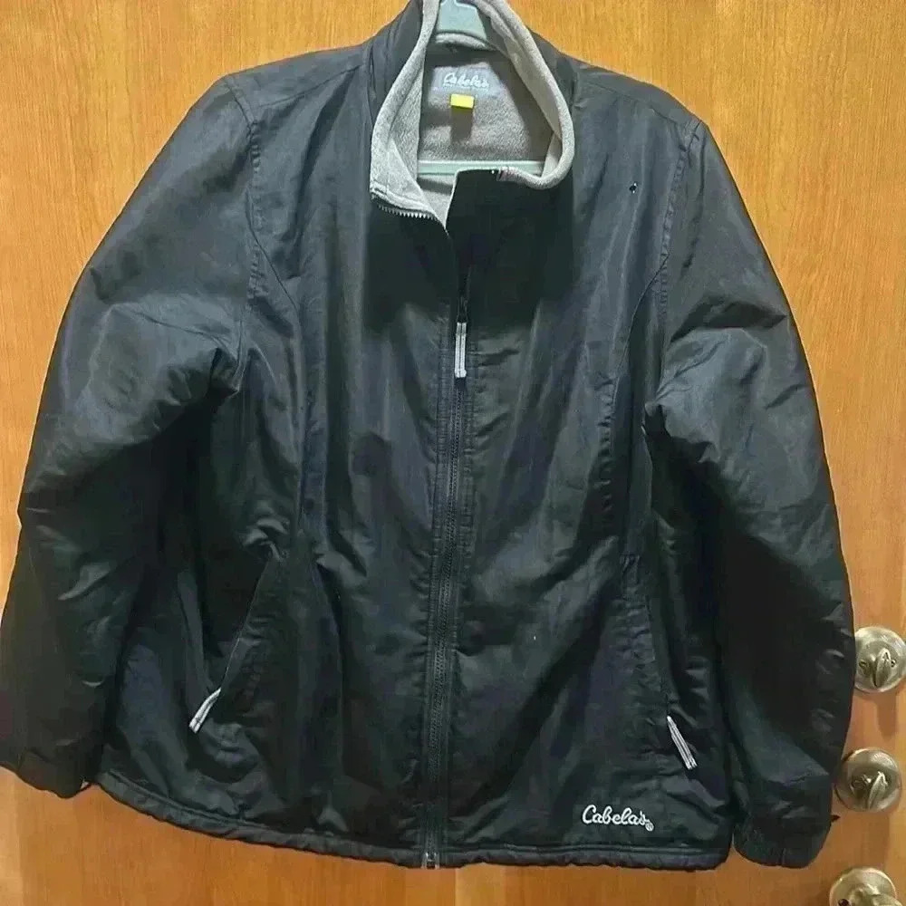 Men’s Cabela’s jacket size XL